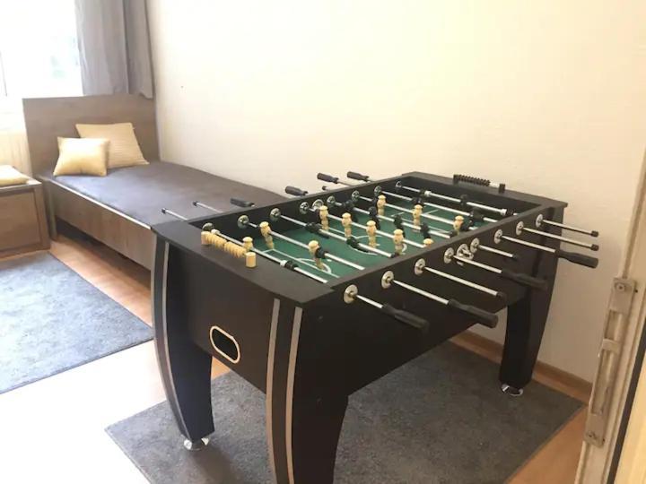 Stay And Play - Foosball And Comfort Sofya Dış mekan fotoğraf
