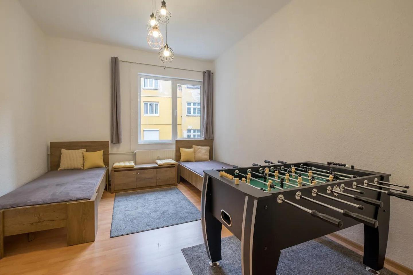 Stay And Play - Foosball And Comfort Sofya Dış mekan fotoğraf