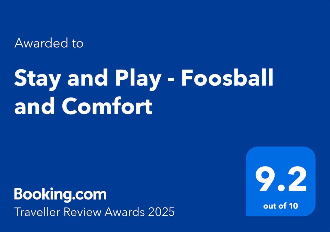 Stay And Play - Foosball And Comfort Sofya Dış mekan fotoğraf